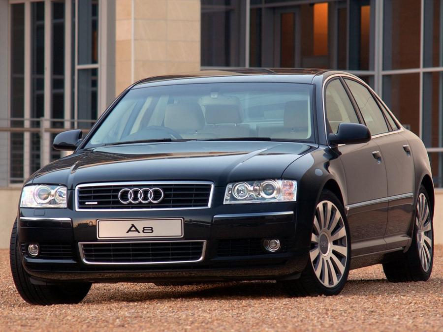  Audi A8 4.2 Quattro (D3) 2003 года  (ZA) (фото 1 из 13)